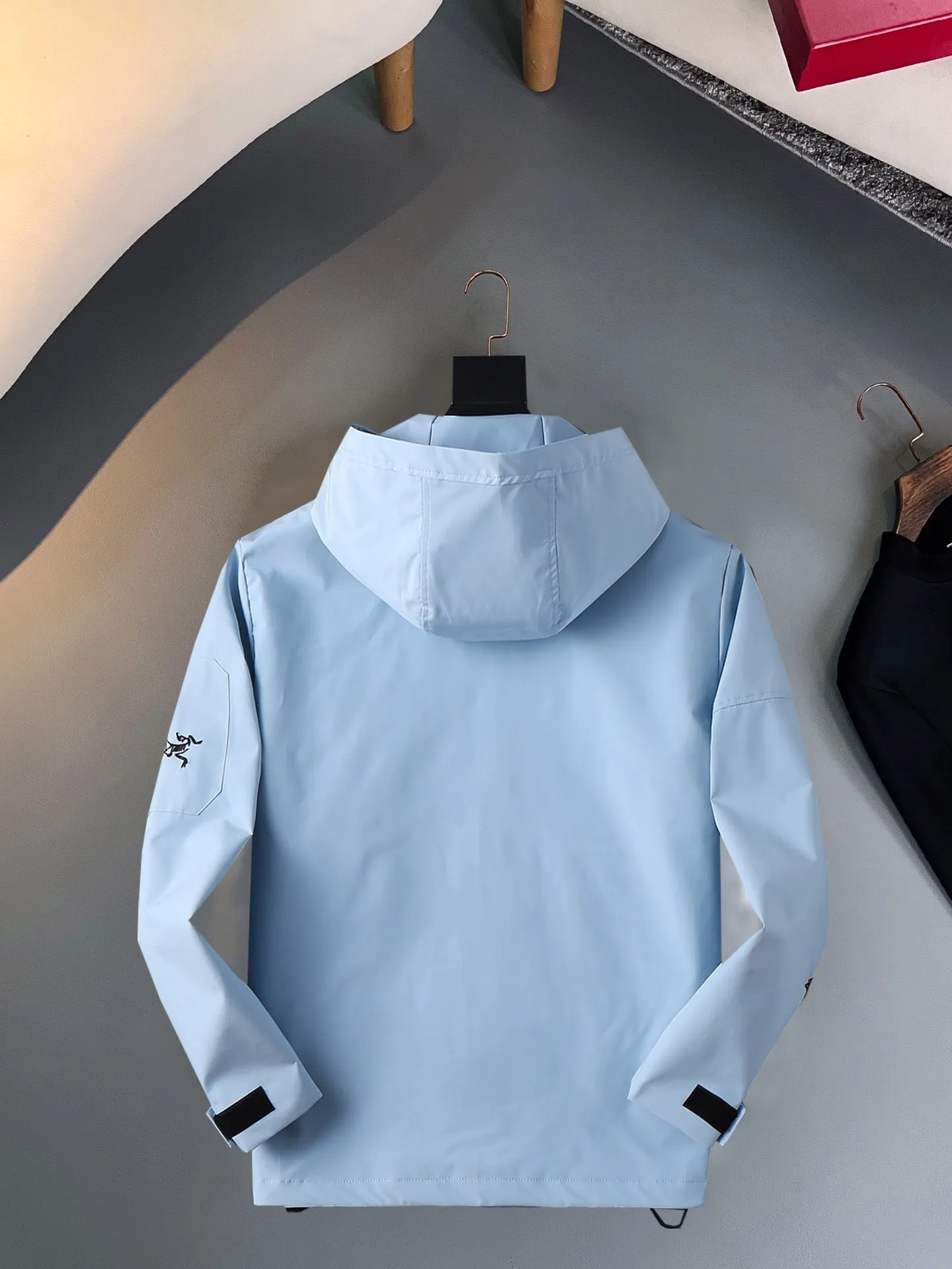 Same Style， ， 2026 New Arrival ， Original Premium Breathable ， ， ， Quality。 ， Sizes：M～3XL